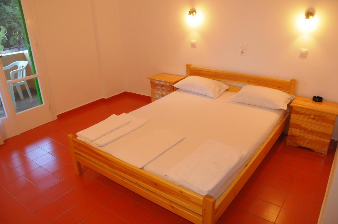 Chalikias Rooms Asprogerakata Экстерьер фото