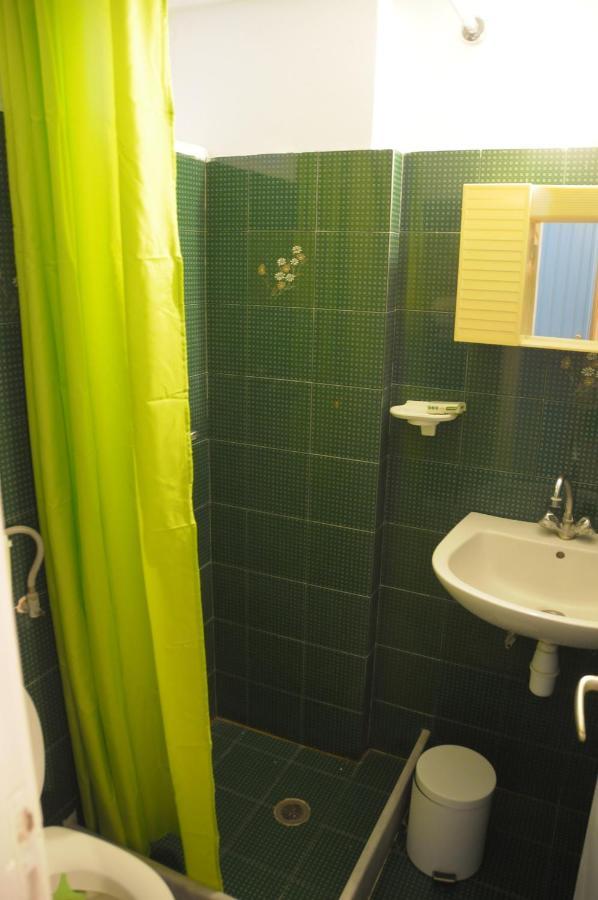 Chalikias Rooms Asprogerakata Экстерьер фото