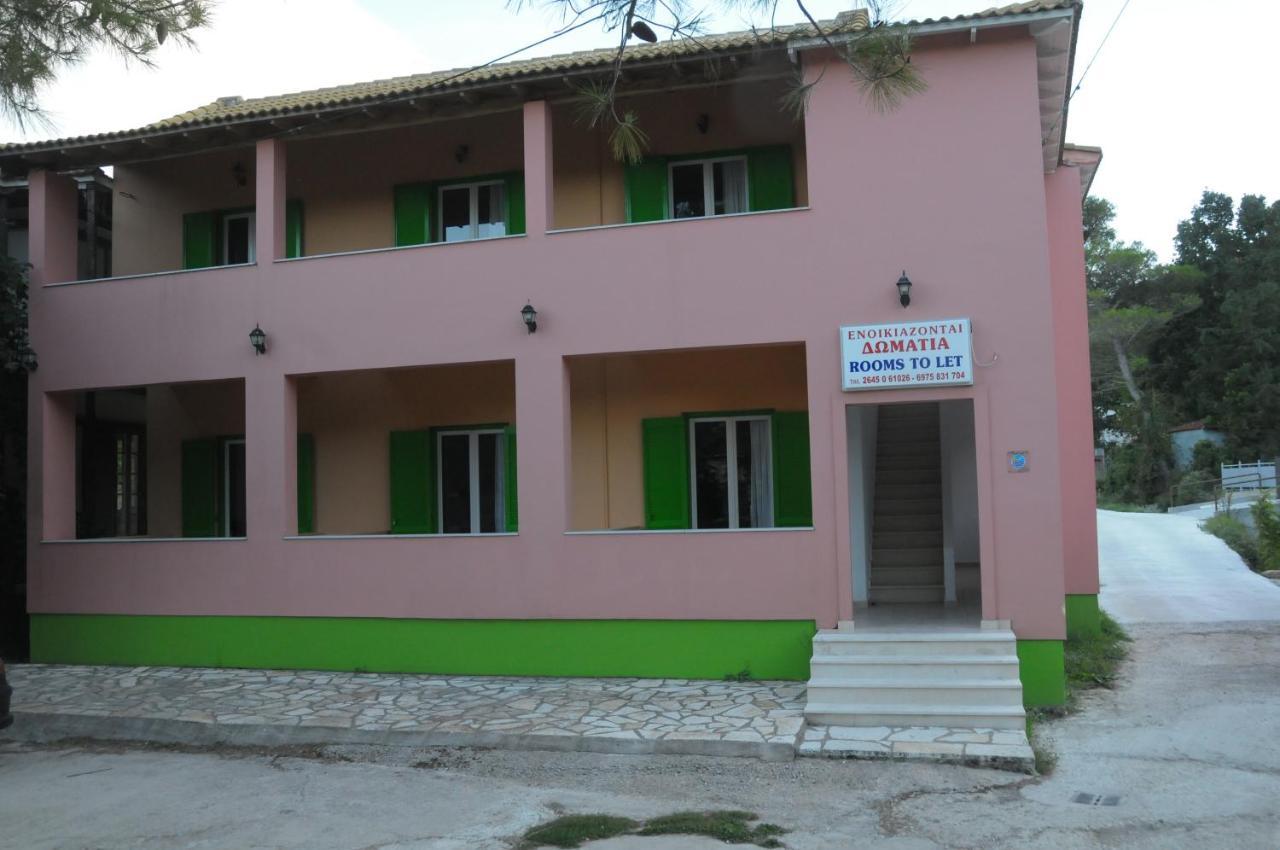 Chalikias Rooms Asprogerakata Экстерьер фото