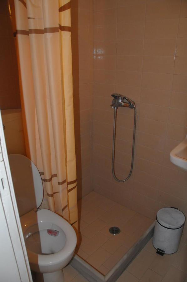 Chalikias Rooms Asprogerakata Экстерьер фото