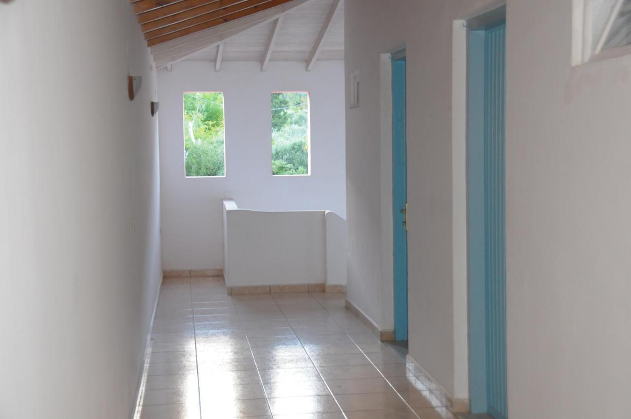 Chalikias Rooms Asprogerakata Экстерьер фото
